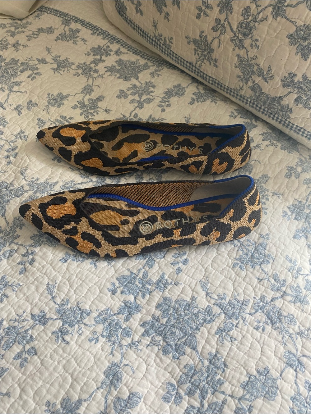 Rothy’s The Point Big Cat Leopard Print Pointed Toe Flats - Picture 2 of 6